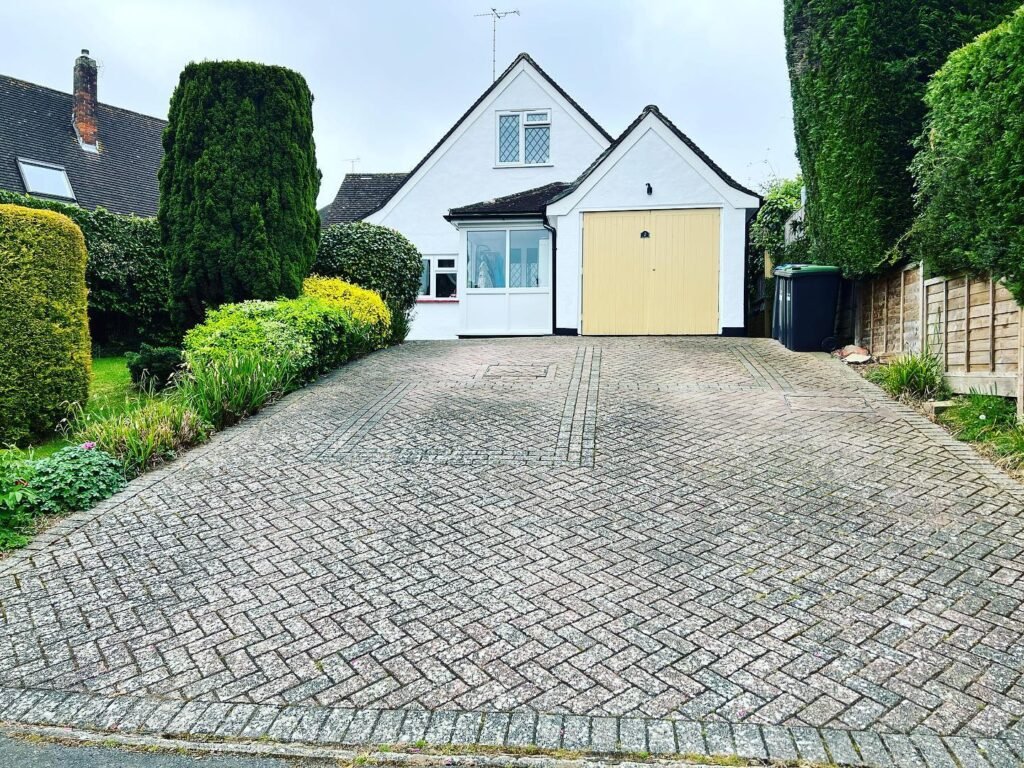 driveway clean in Haywards Heath