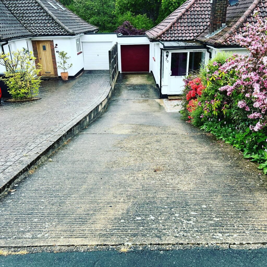 driveway clean in Horsham/Crawley/Billingshurst/Haywards Heath